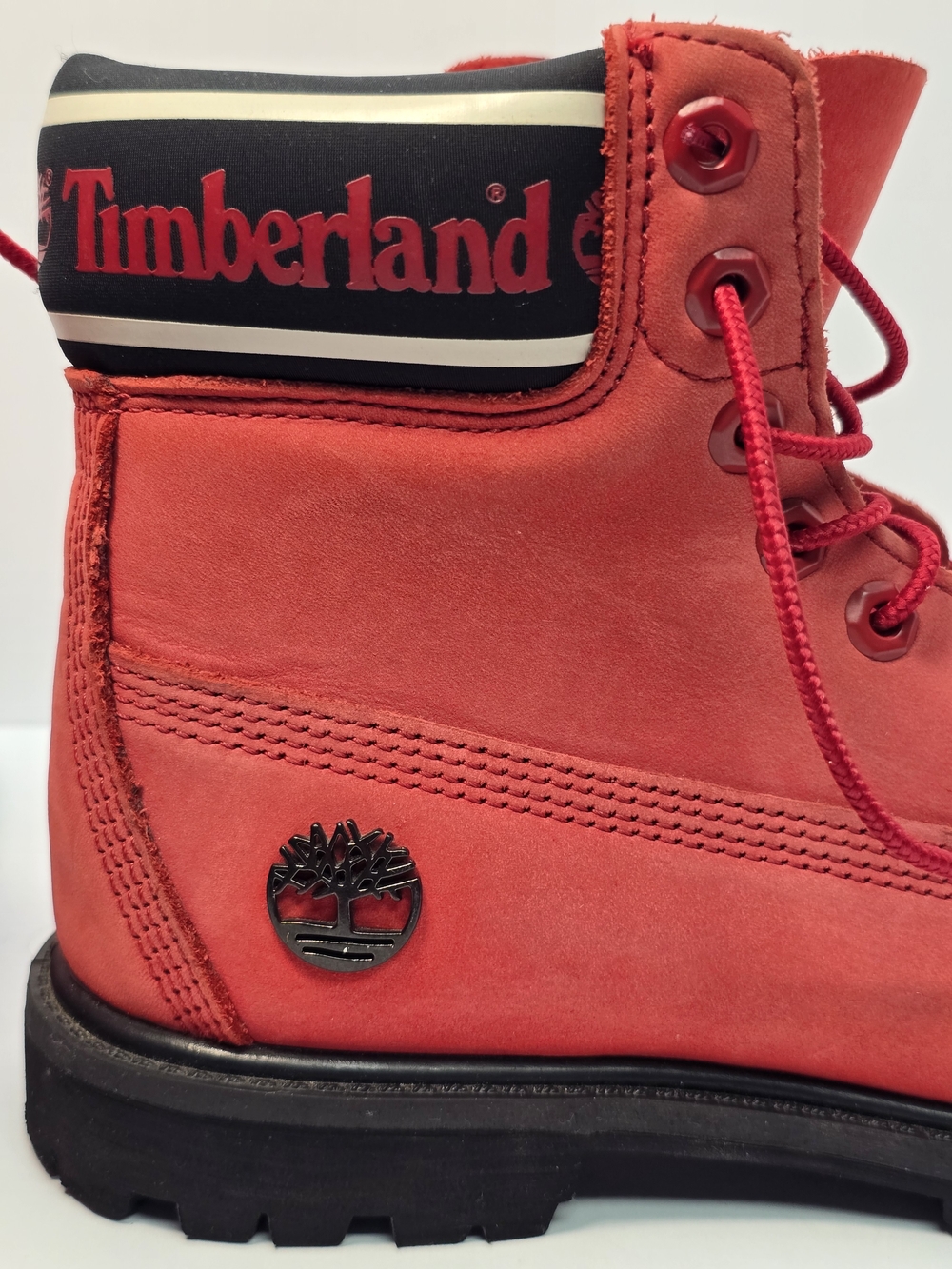 Timberland Women’s Premium 6-Inch Boots Size 7.5 Red PrimaLoft 200g A27HJ